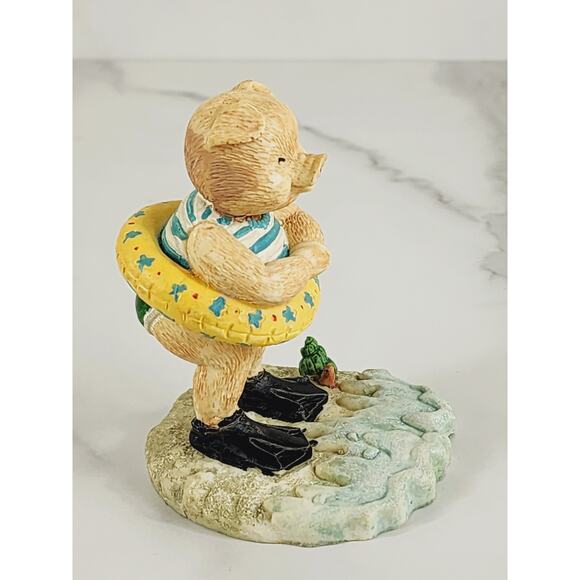 Piglet Pig Piggy w/ Life Ring On The Beach & Snail Figurine 3 1/2" Year 90s Vtg - Picture 9 of 14